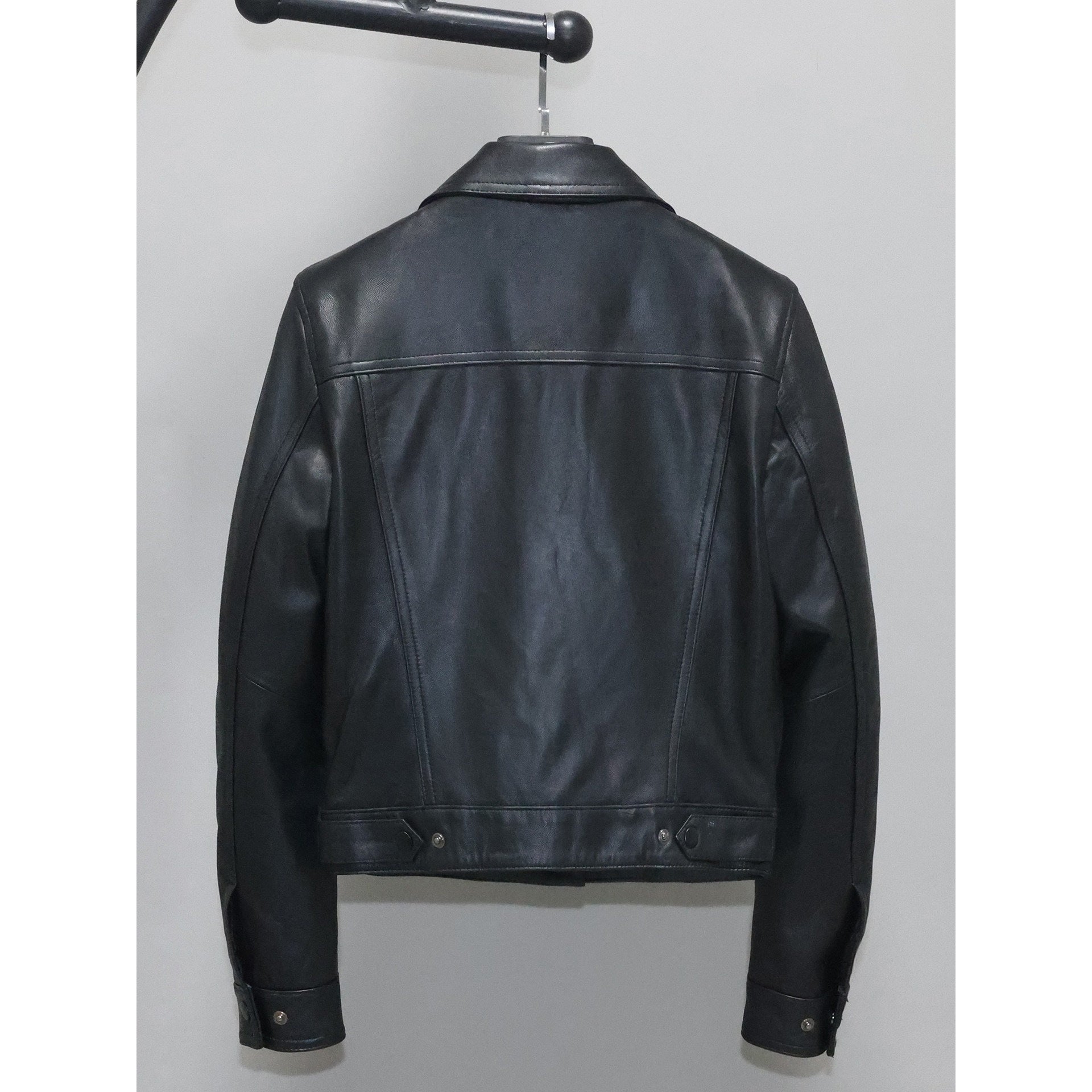 Womens Slim-fit Short Full-Grain Sheepskin Leather Jacket