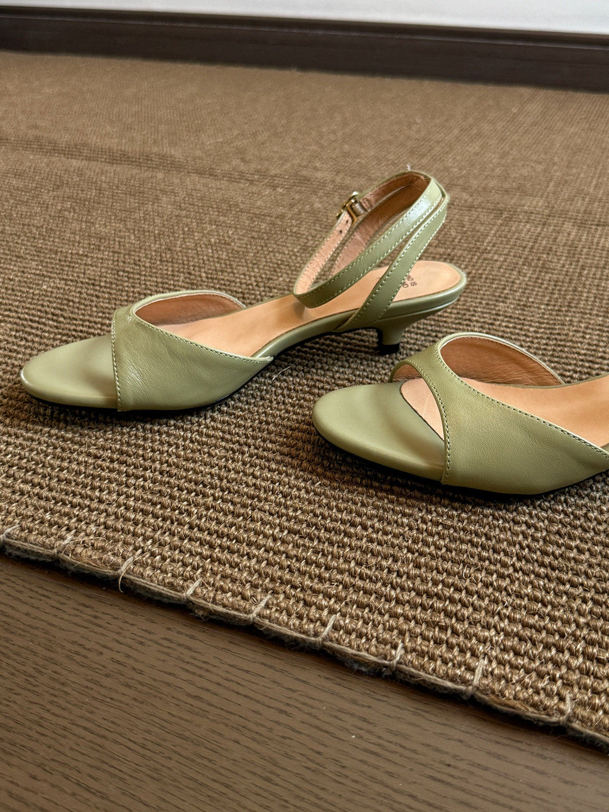 2026 Summer New Women Gentle Retro Sandals, Minimalist Fashion Comfort Kitten Heel Elegant Daily Commute Shoes, Green