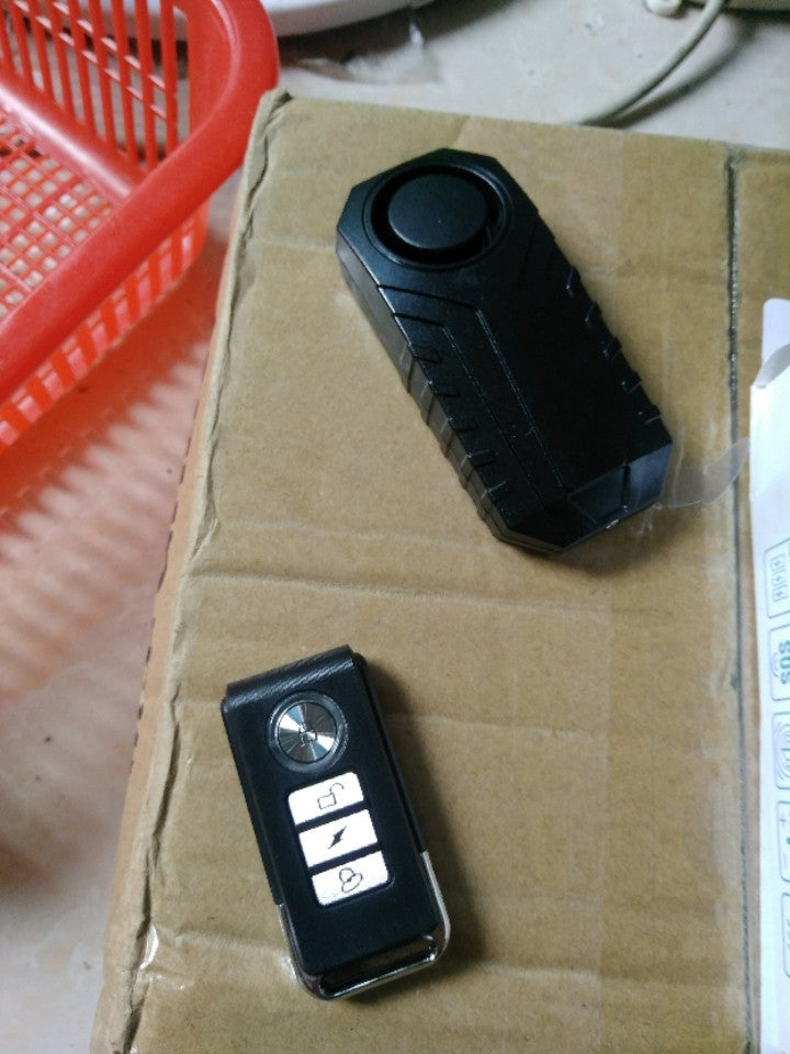 Remote Control Bike Alarm – Waterproof Anti-Theft Vibration Sensor