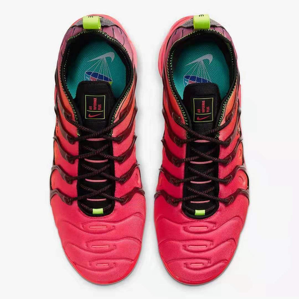 Nike Air VaporMax Plus 'Flight Pack Black Pink'