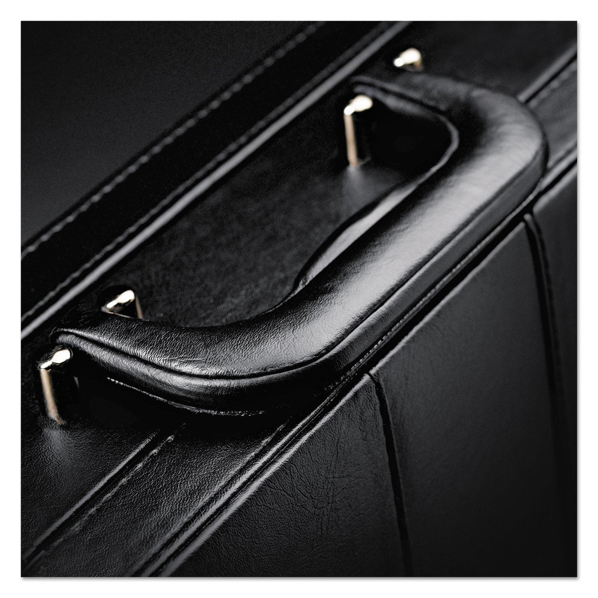 Solo Classic Attache, Vinyl, 12.5 x 4 x 17.5, Black