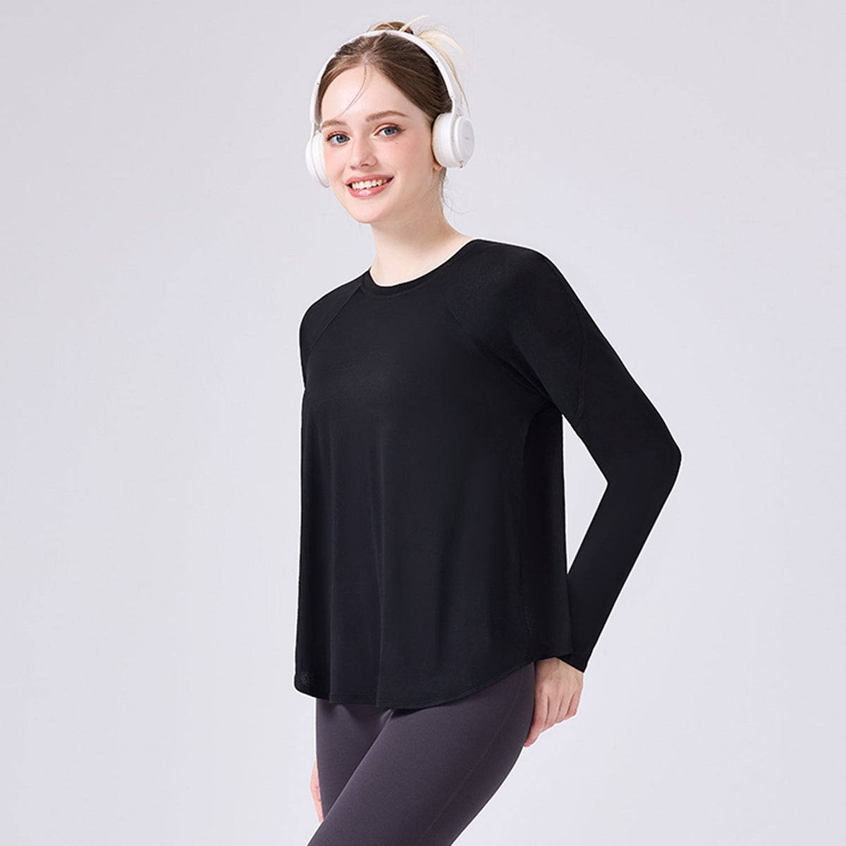 Women's Long-Sleeve Yoga Top With Breathable Back, Quick-Dry, Lightweight, Loose Fit, Suitable For Gym And Commuting, Direct From The Source Factory