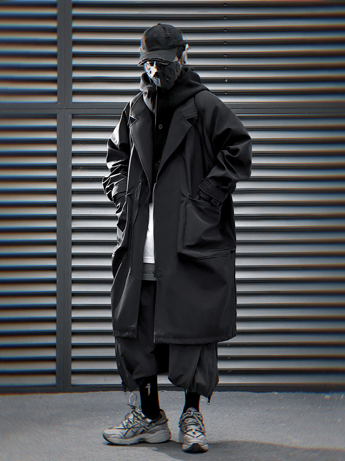 HiJ36 Black Urban Trench Coat