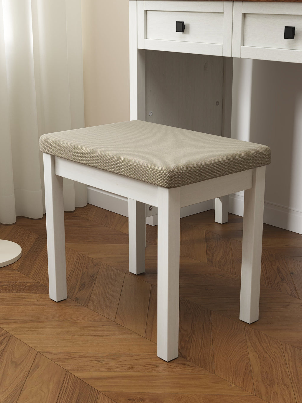 46.5-inch dressing table with adjustable LED lighting mirror and charging station, equipped with soft cushioned stool
