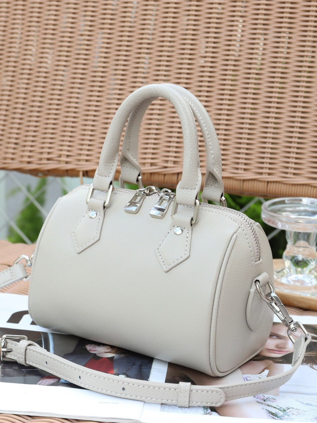 Top-grain Leather Women's Bag, New Cross-border Boston Style, Genuine Leather, High-end Feel, Handheld, Large Capacity Bowling Bag