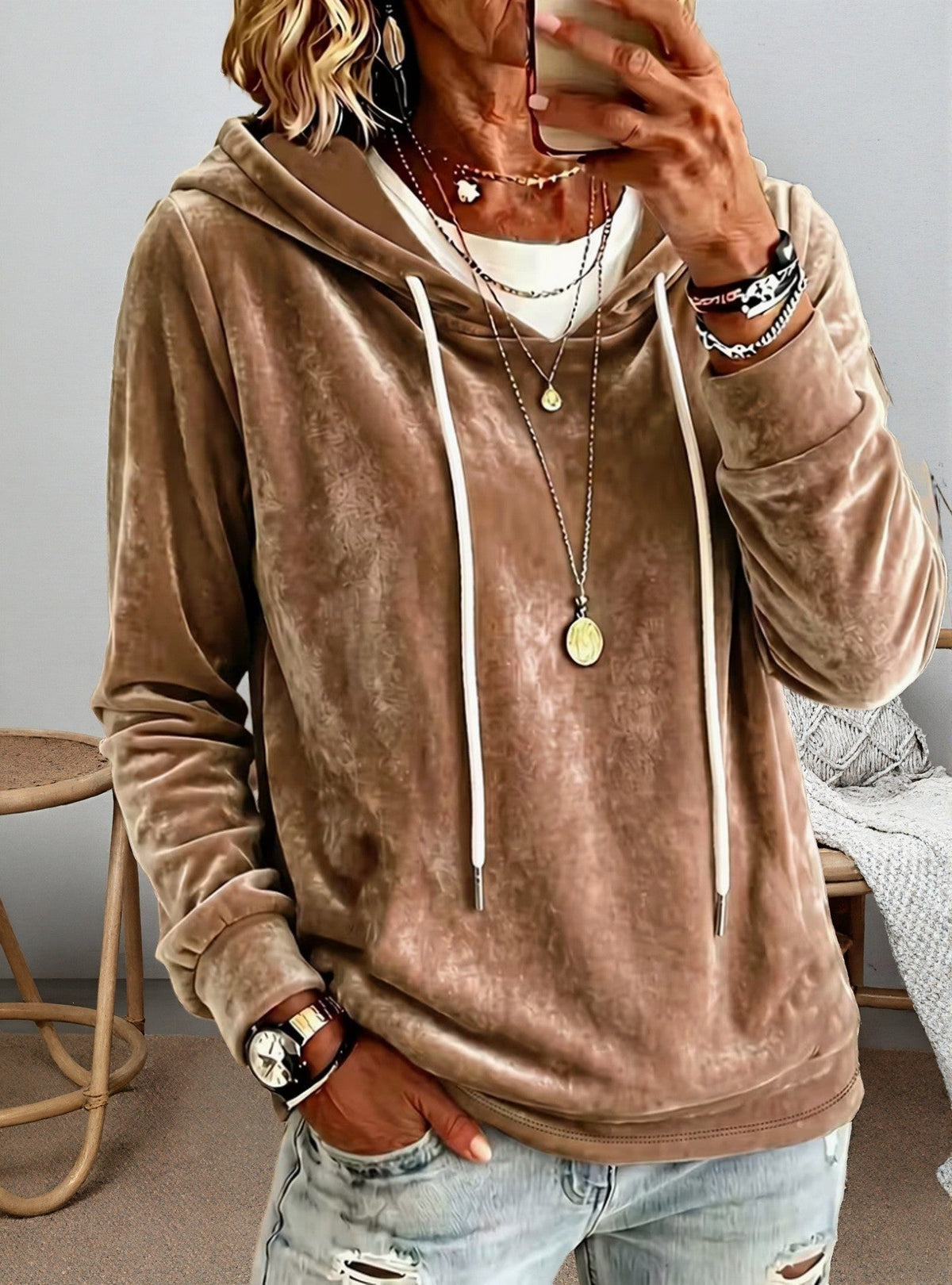 Womens Stylish And Elegant Gold-velvet Hooded Long-sleeve Sweatshirt