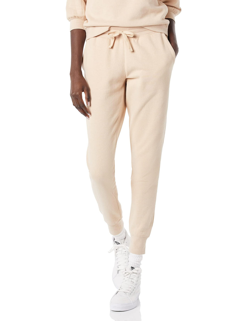 Amazon Essentials Women's Cotton Fleece Jogger Sweatpants with Drawstring (Available in Plus Size)