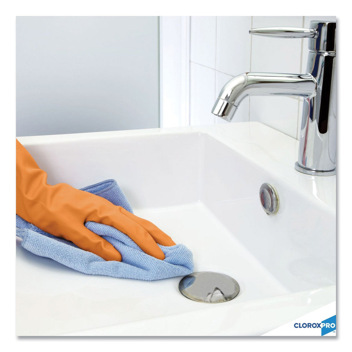 Clorox Pro Clorox Clean-up, 32 oz Smart Tube Spray