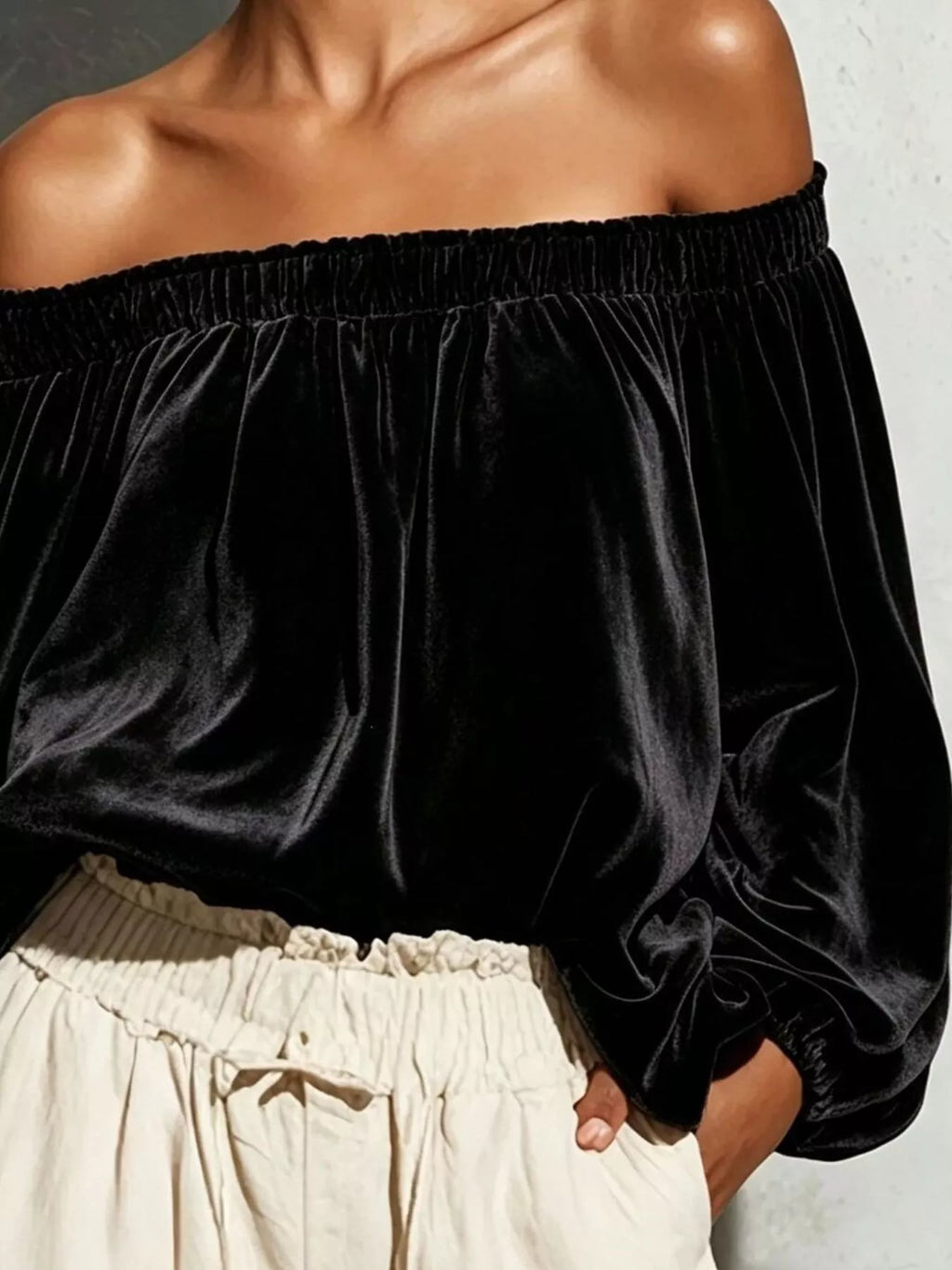 Off-Shoulder Velvet Long Sleeve T-Shirt