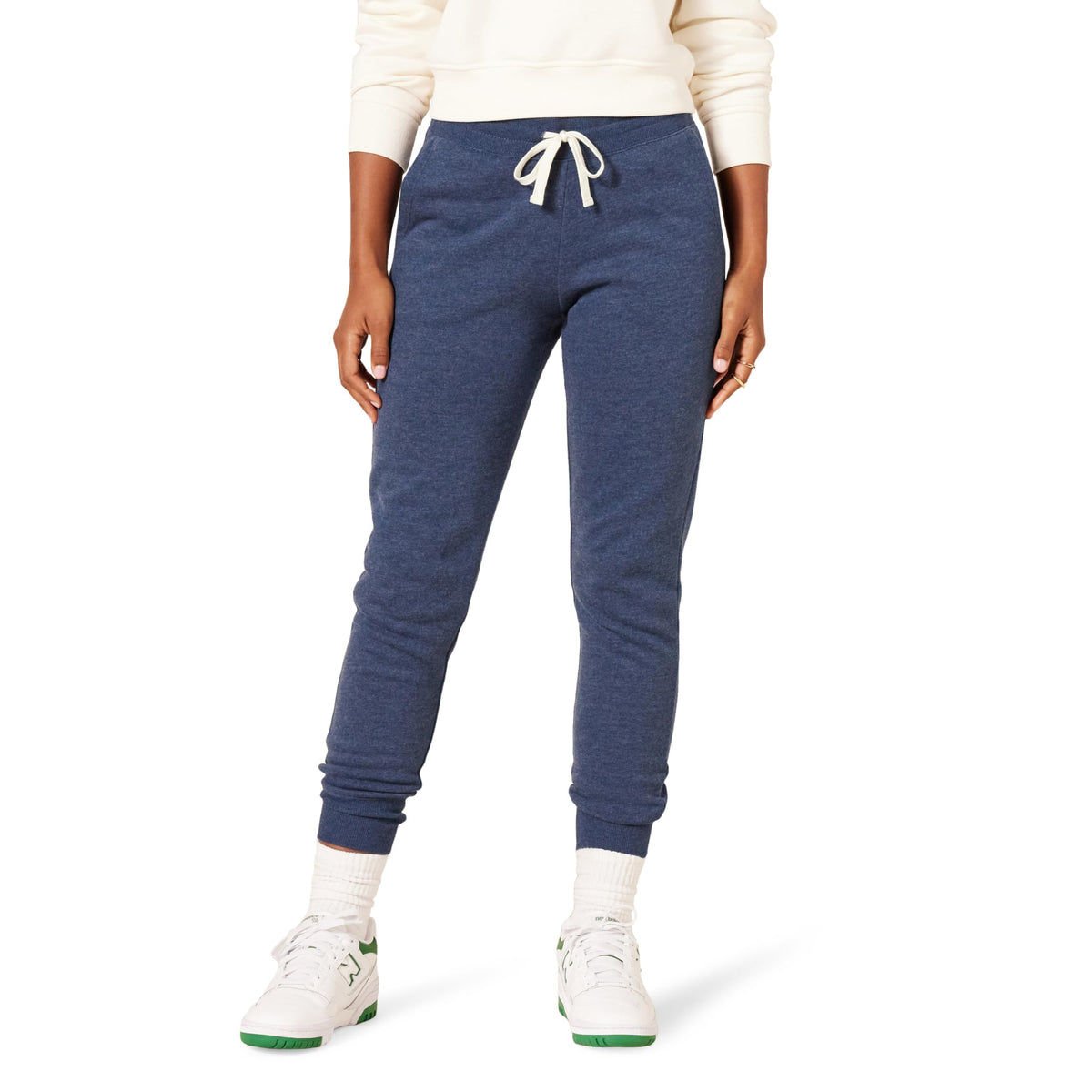 Amazon Essentials Women's Cotton Fleece Jogger Sweatpants with Drawstring (Available in Plus Size)