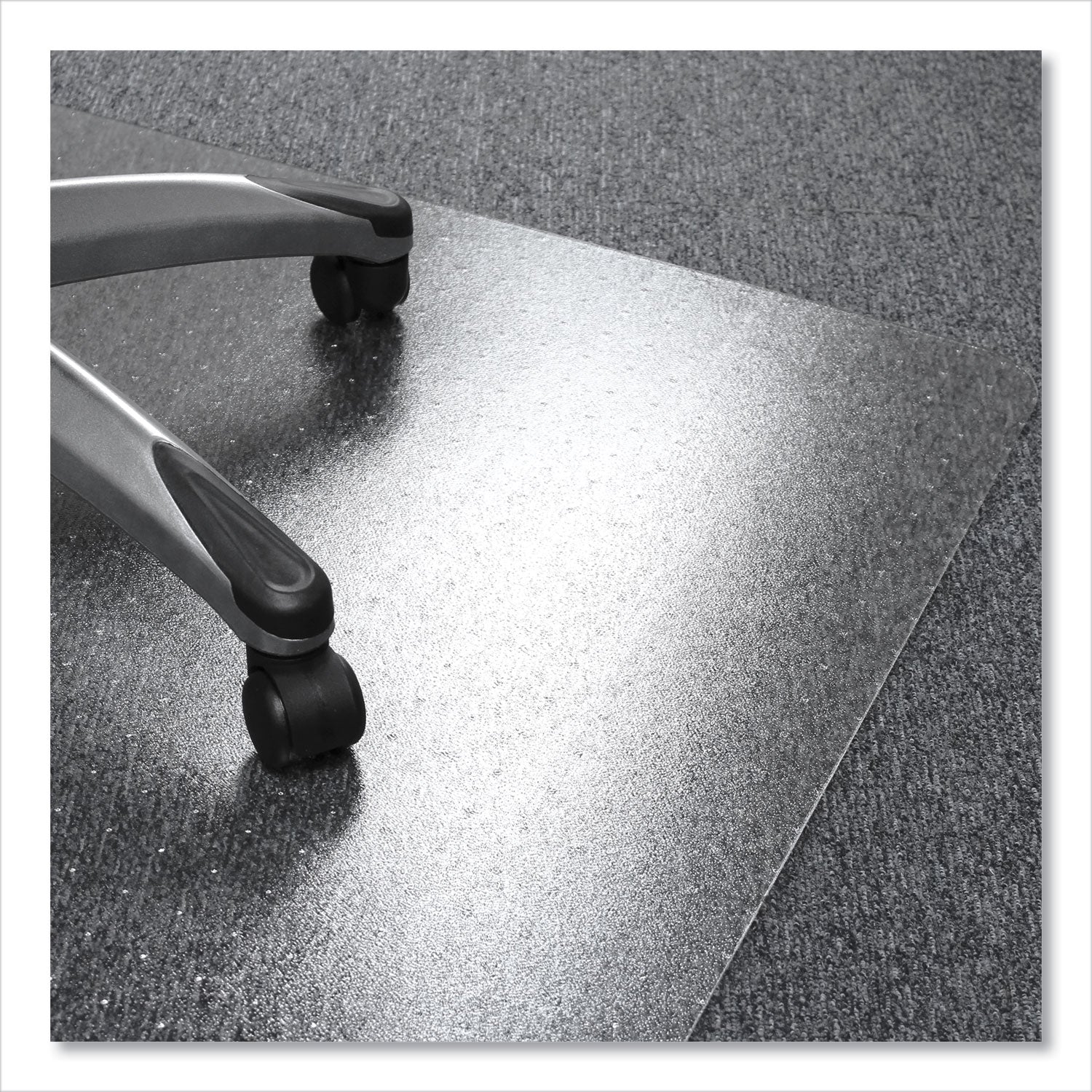 Floortex Cleartex Ultimat Polycarbonate Chair Mat for Low/Medium Pile Carpet, 48 x 79, Clear