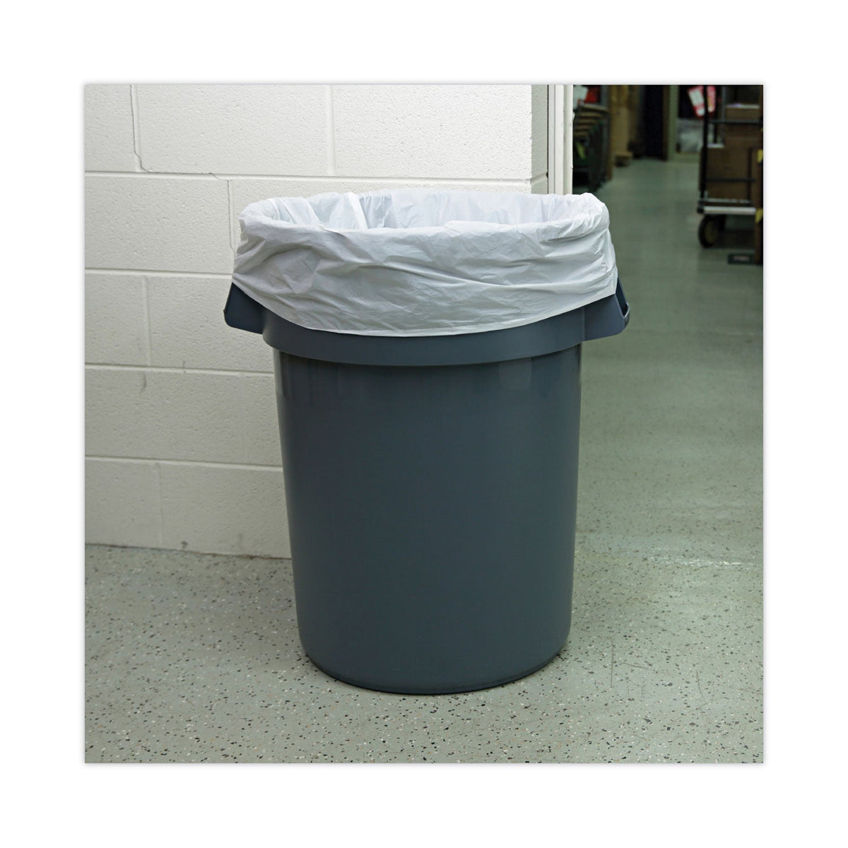 Boardwalk Linear Low Density Industrial Can Liners, 45 gal, 0.9 mil, 40 x 46, White, 100/Carton