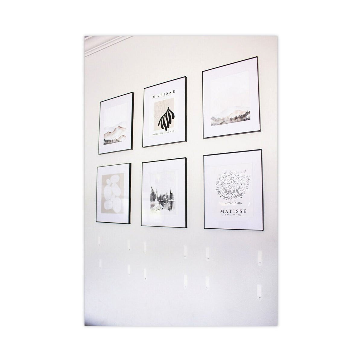 Command Picture Hanging Strips, Value Pack, Medium, Removable, Holds Up to 12 lbs, 0.75 x 2.75, White, 12 Pairs/Pack