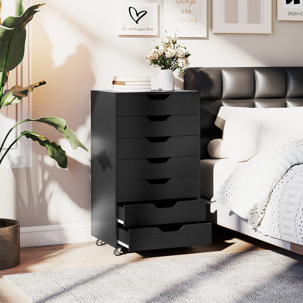 7-Drawer Chest Wooden Storage Dresser with Lockable Wheels