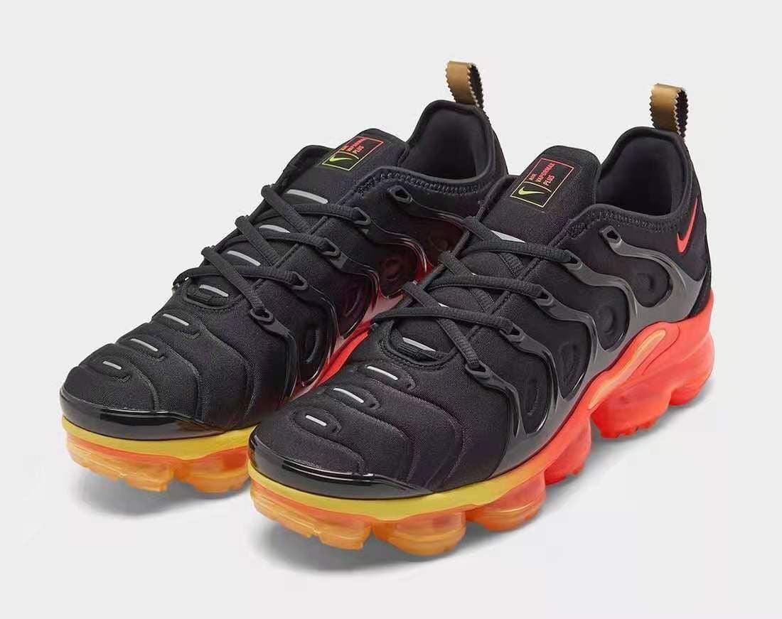 Nike Air VaporMax Plus 'Fresh' Sneakers - Vibrant Style & Comfort