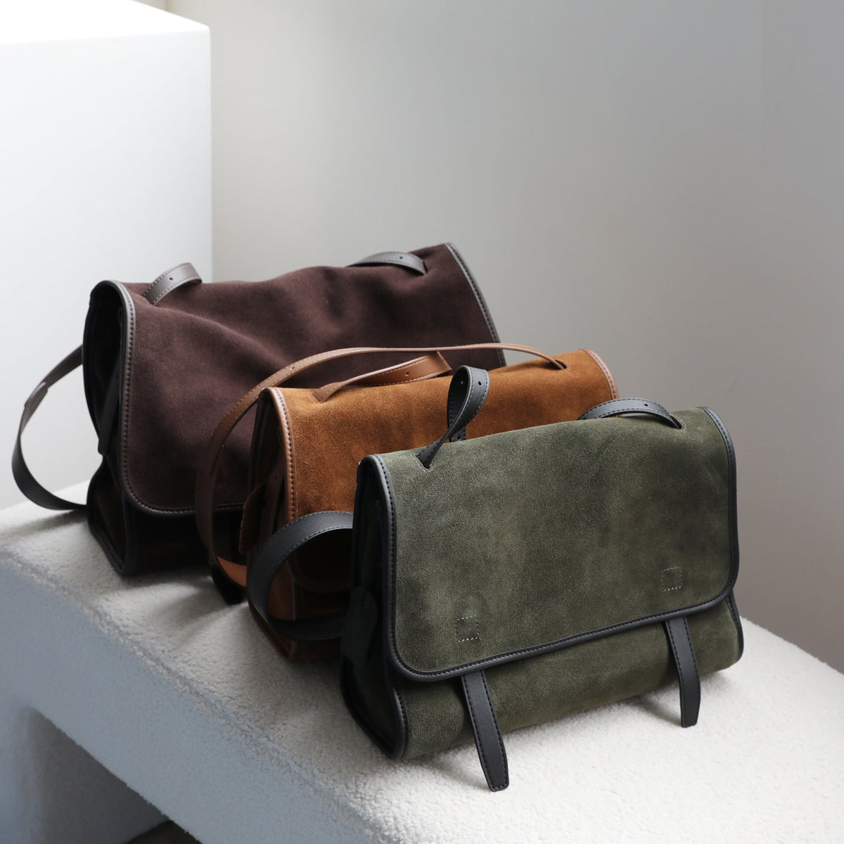 Large-capacity Matte Leather Messenger Bag
