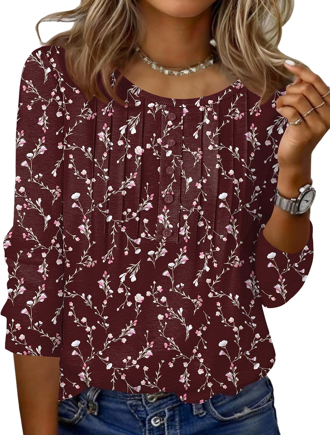 Zeagoo 3/4 Length Sleeve Womens Tops Round Neck Casual Summer Tunic Tops Basic Tees Blouses Dressy T-Shirts Pleated Shirts