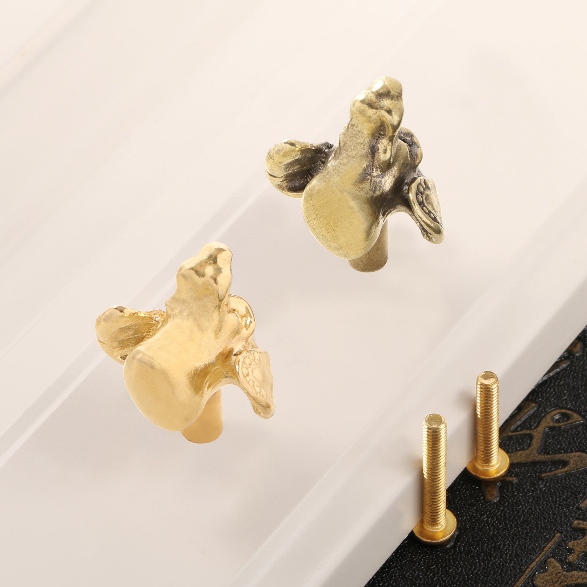 Solid Brass Doberman Dog Head Cabinet Knob Creative Animal Drawer Pull Handle For Kitchen Cupboard Furniture Hardware Decor