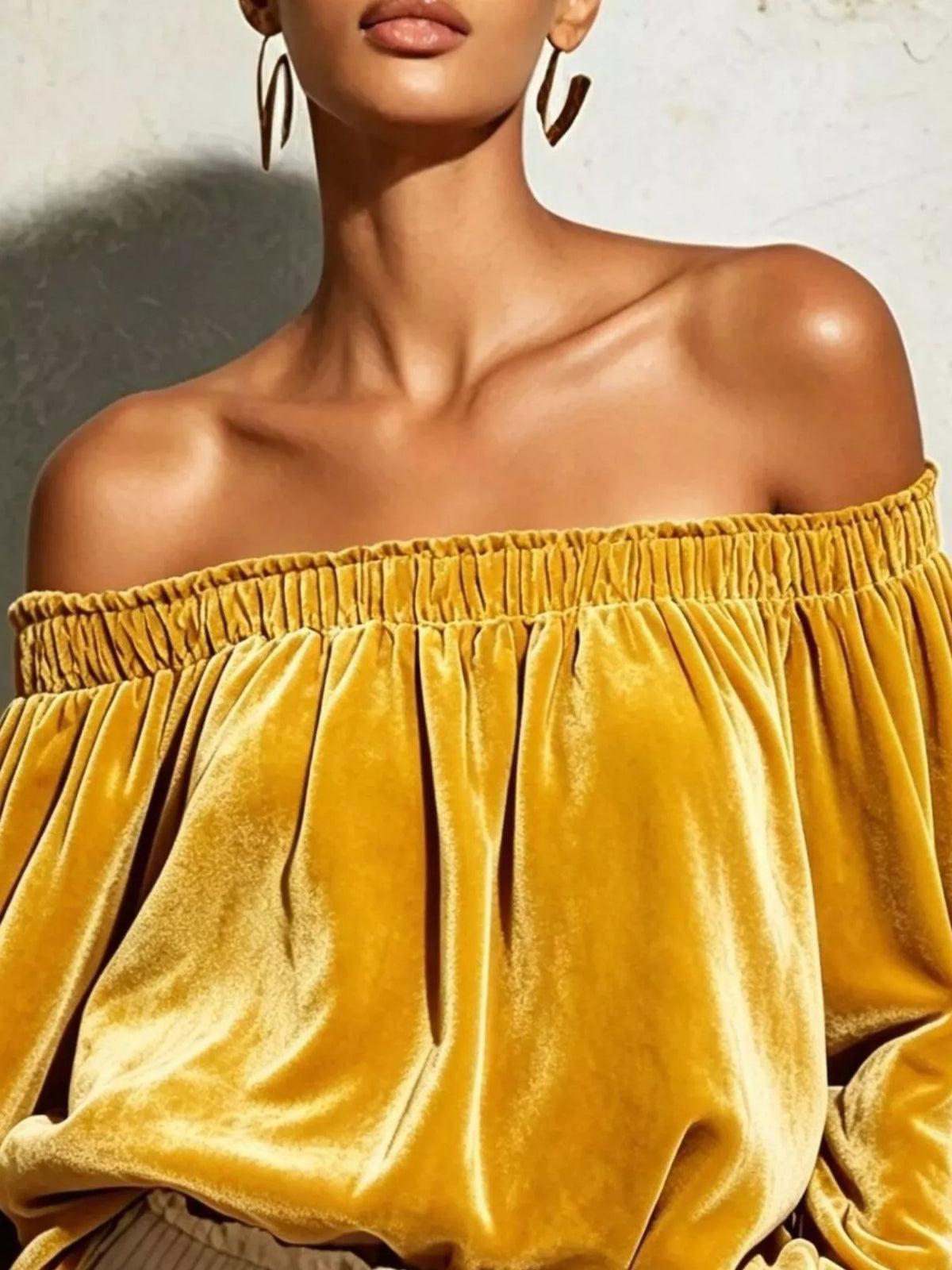 Off-Shoulder Velvet Long Sleeve T-Shirt