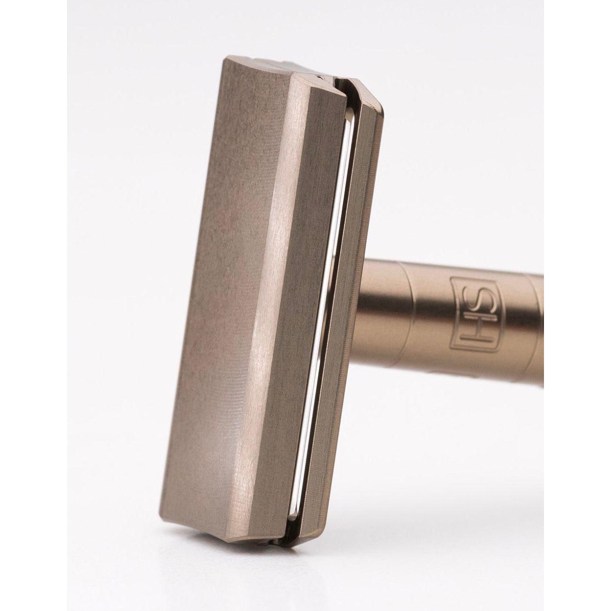 Henson Shaving [AL13-V2] Medium Safety Razor