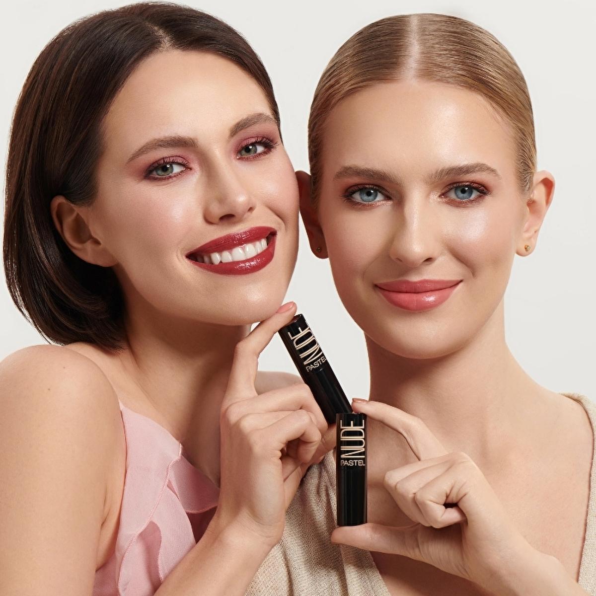 NARS - Pastel Nude Lipstick 527 - Moisturizing, Cruelty-Free Lip Color with Shiny Finish
