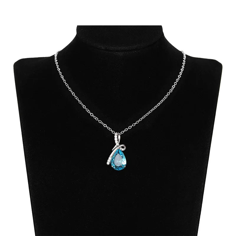 Huitan Elegant Women Pendant Necklace Fresh Style Wedding Anniversary Accessories Inlaid Shining Blue CZ Daily Trendy Jewelry