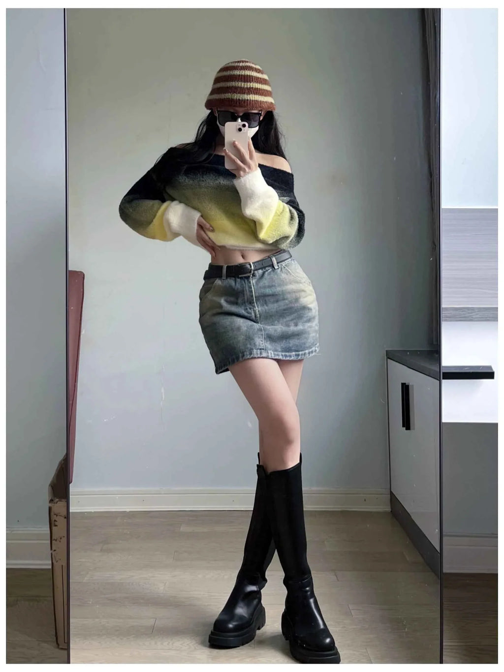 Women’s Retro Gradient Off-Shoulder Sweater