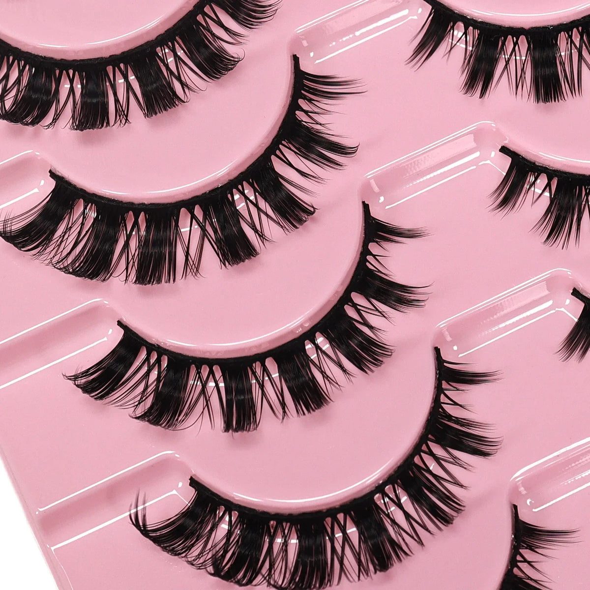 10 Pairs Messy Fluffy Russian False Eyelashes DD Deep Curl Hybrid Faux Mink Volume Strip Lashes for Casual Selfie Look