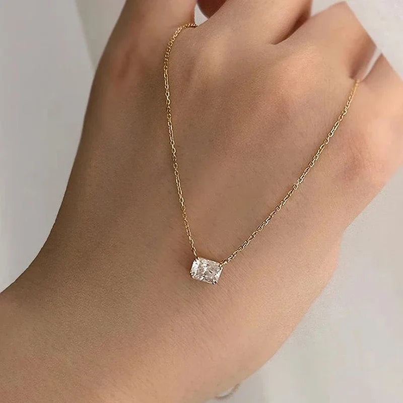 Huitan Temperament Geometric Crystal Cubic Zirconia Pendant Necklace for Women Wedding Accessories Fashion Versatile Jewelry