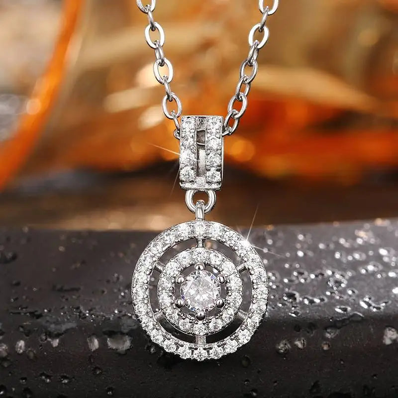 Huitan Circle Design Lady Pendant Necklace Silver Color Inlaid Shining CZ Elegant Wedding Engagement Fashion Accessories Jewelry