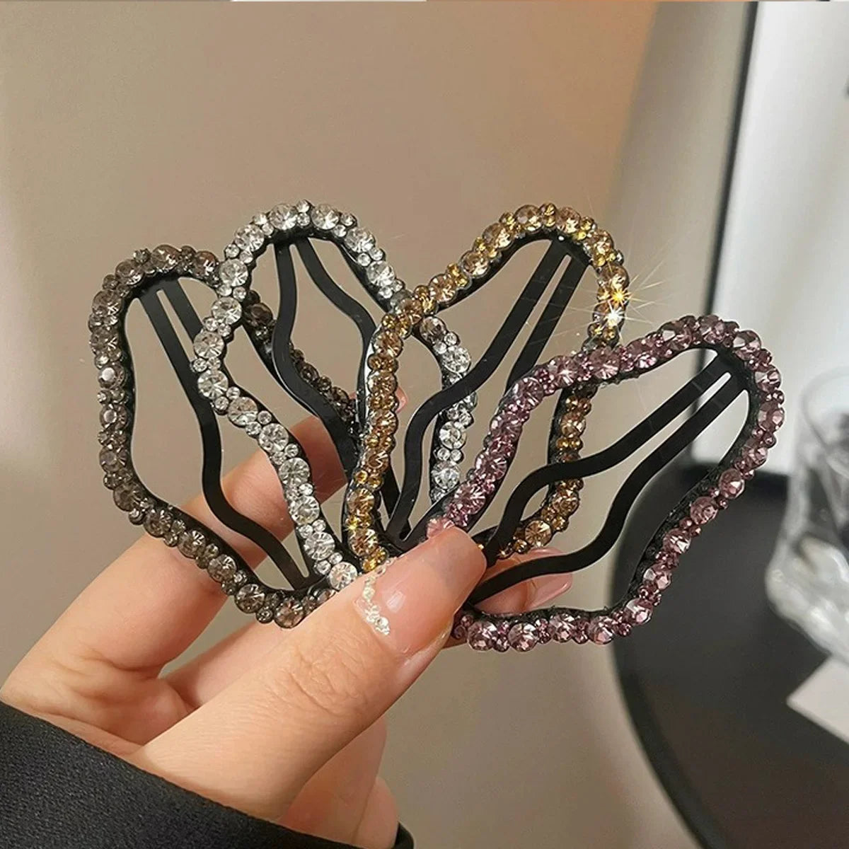 4 PCS Rhinestones BB Clip Side Bangs Synthetic Hair Accessories Hollow out Design Hair Side Clips for Fashionable Headdress