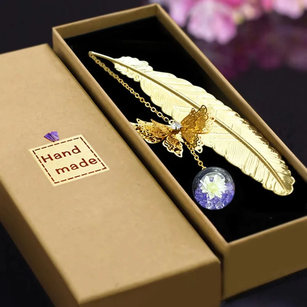 1Pcs Metal Feather Bookmark with Dried Flower Butterfly Boxed ,Teacher's Day Gift, Student Reading Accessory Creative Bookmark