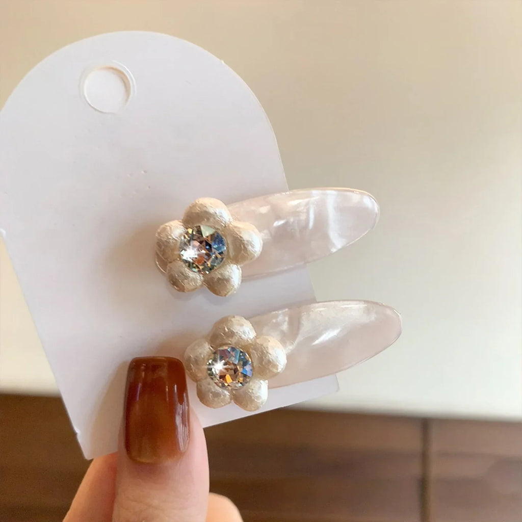 New Fashion Sweet Korean Style Baroque Pearl Flower Clip Women Girls Bangs Clip Cute Duckbill Hair Rhinestone Accessory Pair Set