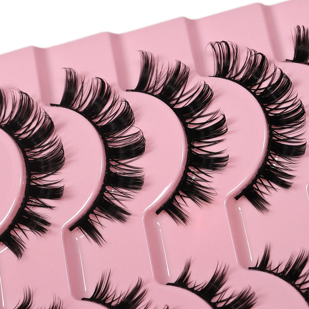10 Pairs Messy Fluffy Russian False Eyelashes DD Deep Curl Hybrid Faux Mink Volume Strip Lashes for Casual Selfie Look