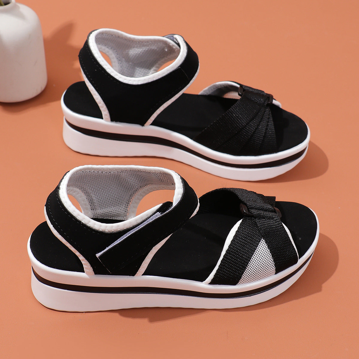 Women's Mesh Cross-Strap Flat Sandals