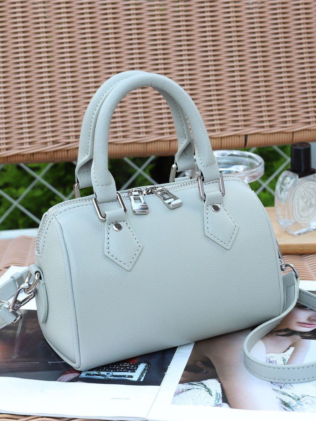 Top-grain Leather Women's Bag, New Cross-border Boston Style, Genuine Leather, High-end Feel, Handheld, Large Capacity Bowling Bag