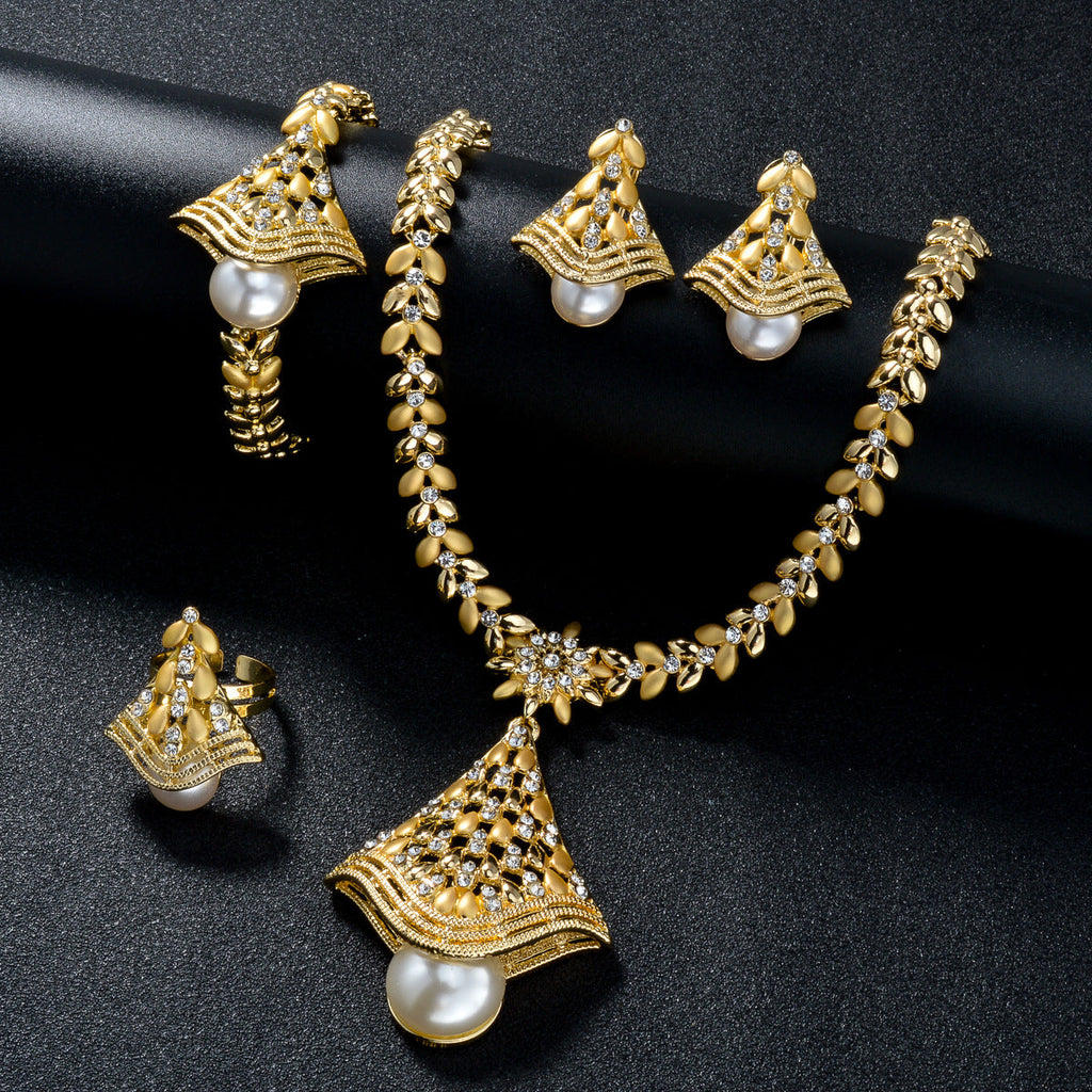 Jewelry 18k Gold-Plated Leaf Necklace