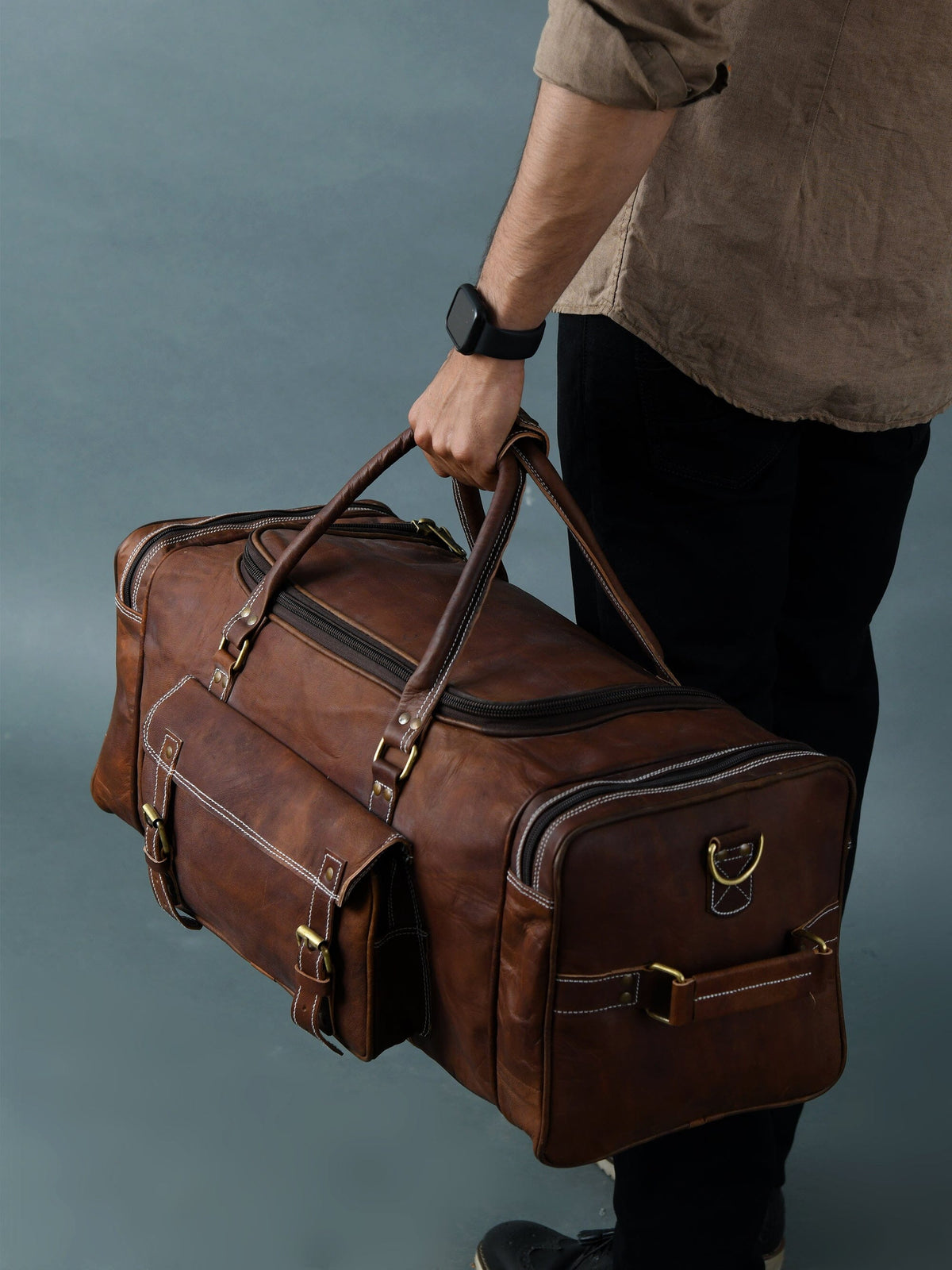Traveler Weekender Duffle Bag + FREE Toiletry Bag (ZIPIFY)