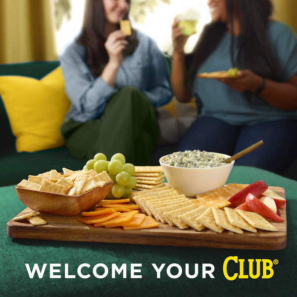 Club Extra Buttery Crackers, Lunch Snacks, 13.7 oz