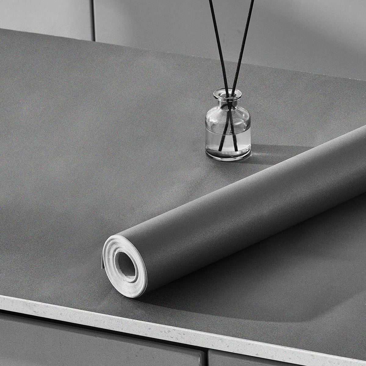 LONGYONG Black Peel and Stick Wallpaper 17.7x197in Waterproof Removable